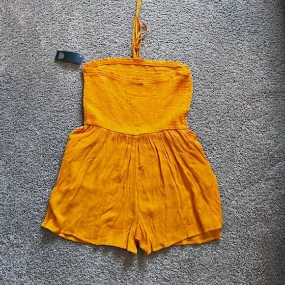 NWT wild fable Romper Woven Smocked size large - Picture 4 of 7
